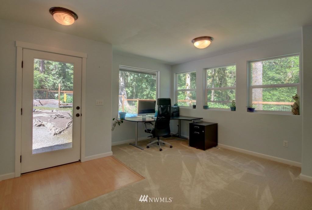 16430 Kelly Road Northeast Duvall, WA 98019 - Photo 5 of 22 Gallery Image 5