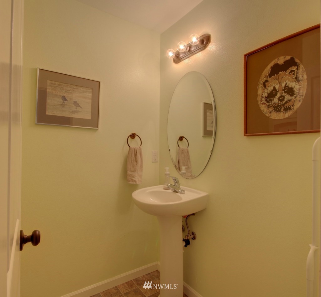 16430 Kelly Road Northeast Duvall, WA 98019 - Photo 6 of 22 Gallery Image 6