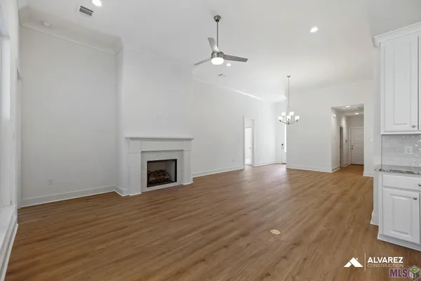 $369,990 | 6923 Garden Hill Drive, Baton Rouge, LA 70817