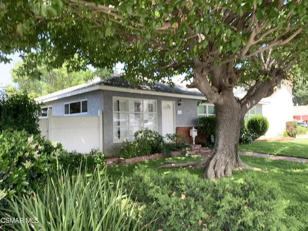 $3,800 | 7431 Cozycroft Avenue, Winnetka, CA 91306