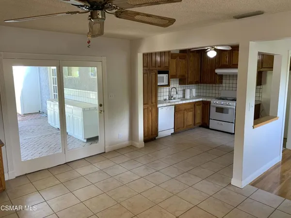 $3,800 | 7431 Cozycroft Avenue, Winnetka, CA 91306
