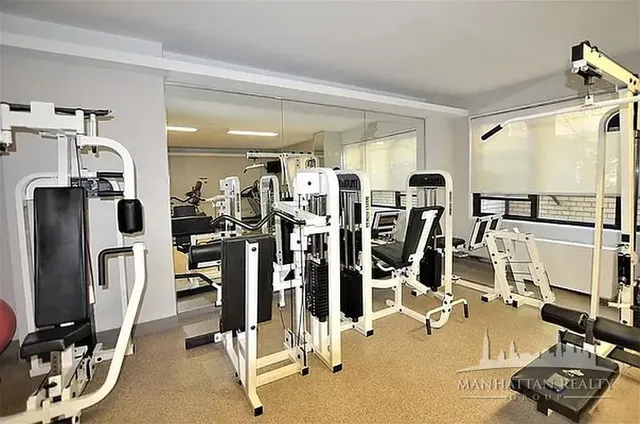 $3,400 | 333 East 49th Street, Unit 3M | Midtown East