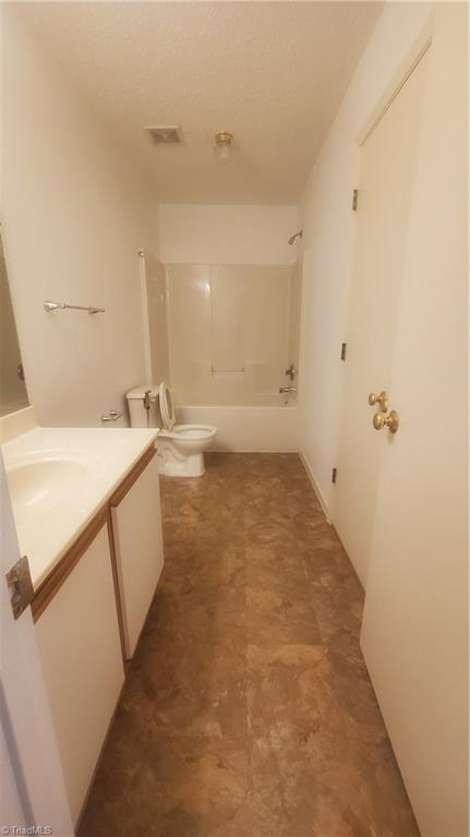 1719 Challock Way High Point, NC 27260 - Photo 5 of 16 Gallery Image 5