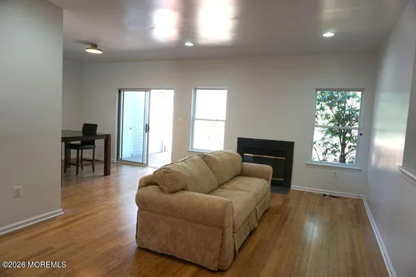 $3,600 | 102 Cranbrook Court, Holmdel, NJ 07733