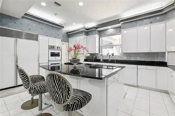 $1,199,000 | 3805 3rd Street, Metairie, LA 70002