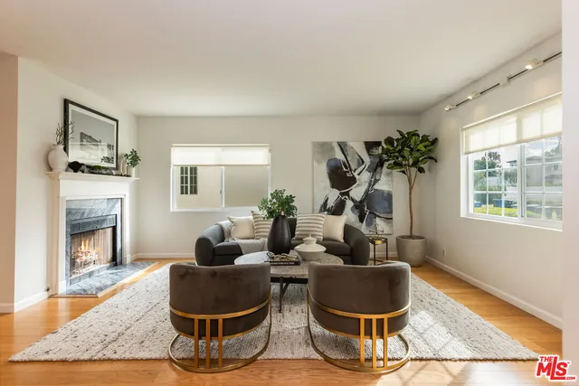 $2,100,000 | 5044 Varna Avenue, Sherman Oaks, CA 91423