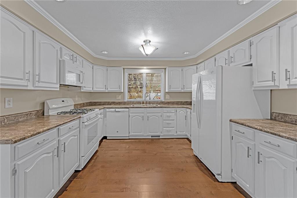 971 Baker Road Bridgeville, PA 15017 - Photo 8 of 25 Gallery Image 8