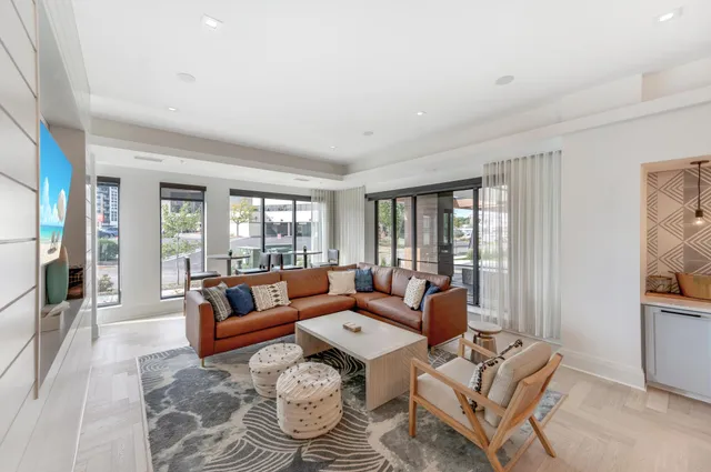 $3,800 | 12610 Ridgedale Drive, Unit 103, Minnetonka, MN 55305