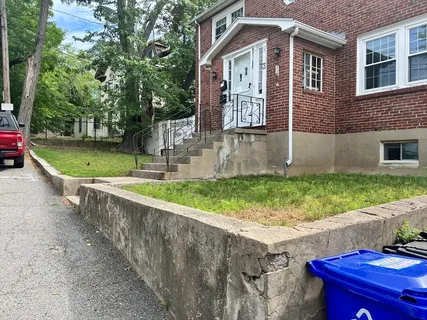 $2,400 | 3 Allen Road, Unit 1, Boston, MA 02135