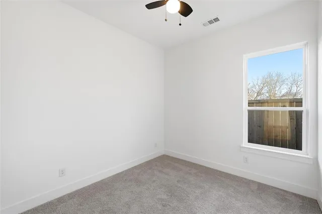 $2,000 | 104 Francis Street, Hillsboro, TX 76645