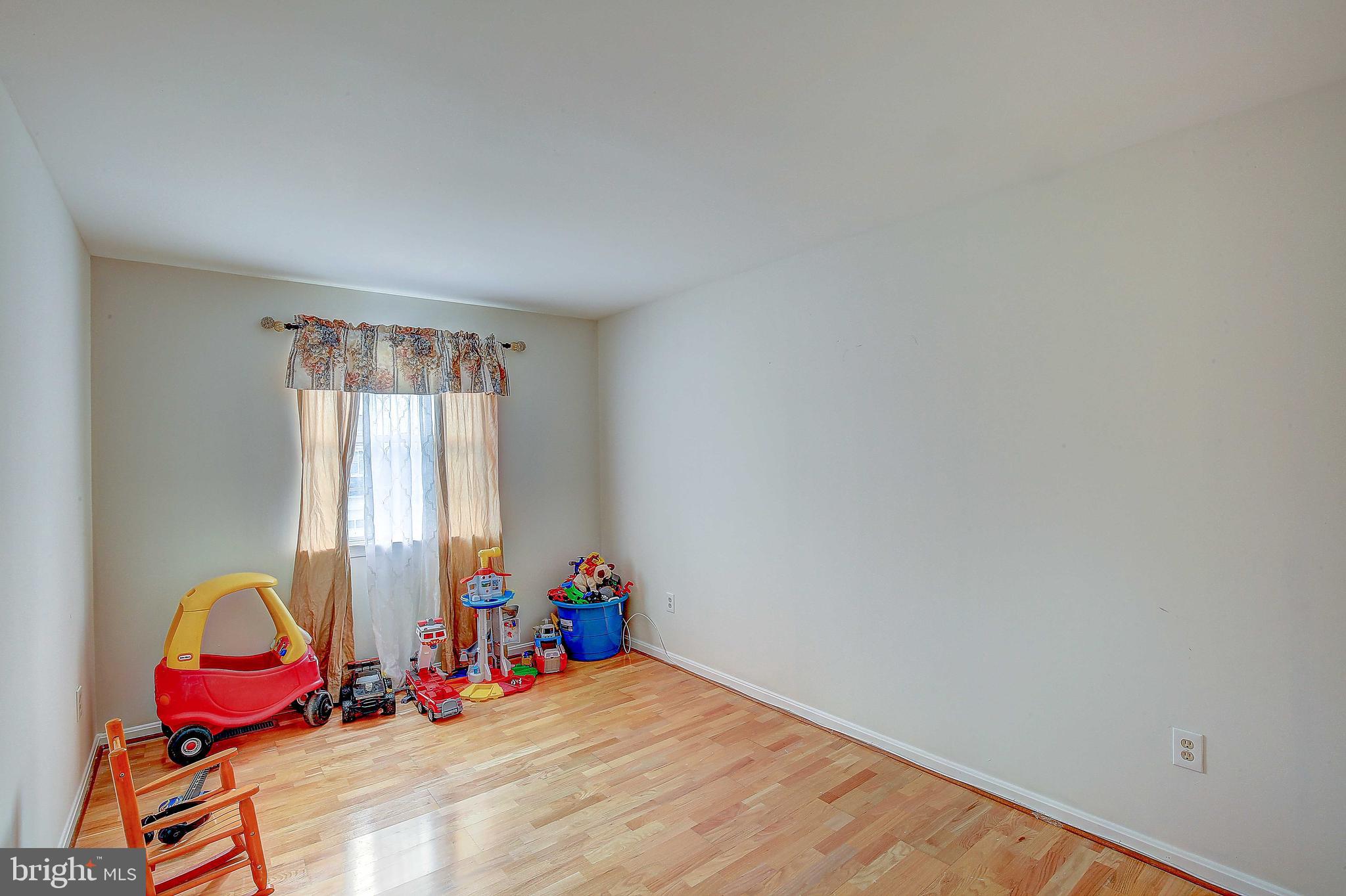 4210 Spring Avenue Baltimore, MD 21227 - Photo 27 of 42 Gallery Image 27