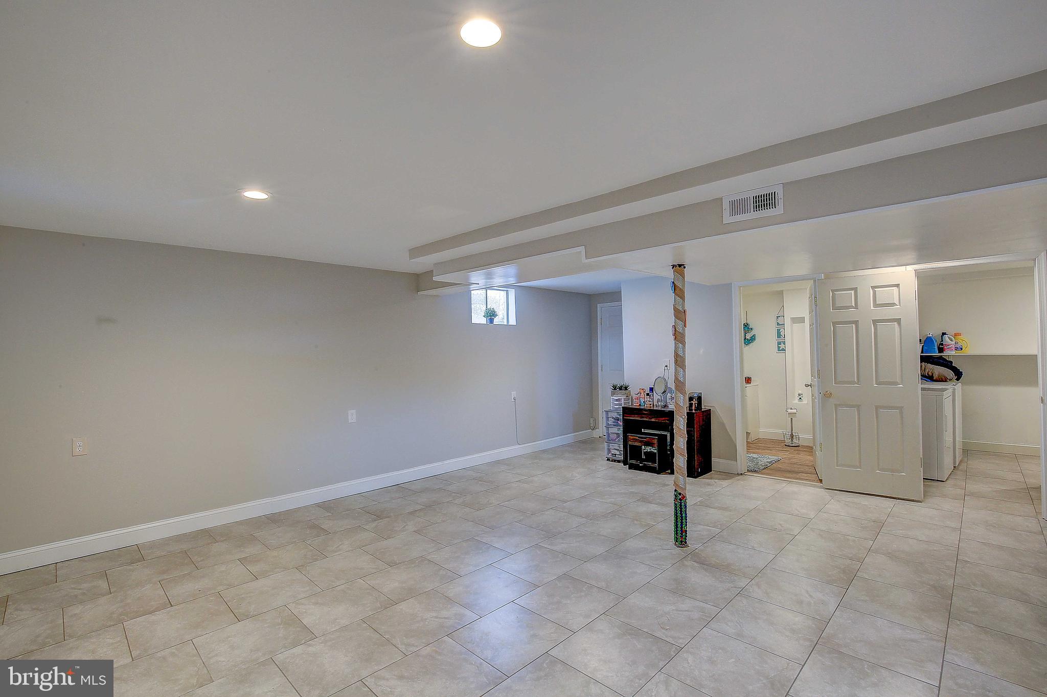 4210 Spring Avenue Baltimore, MD 21227 - Photo 40 of 42 Gallery Image 40