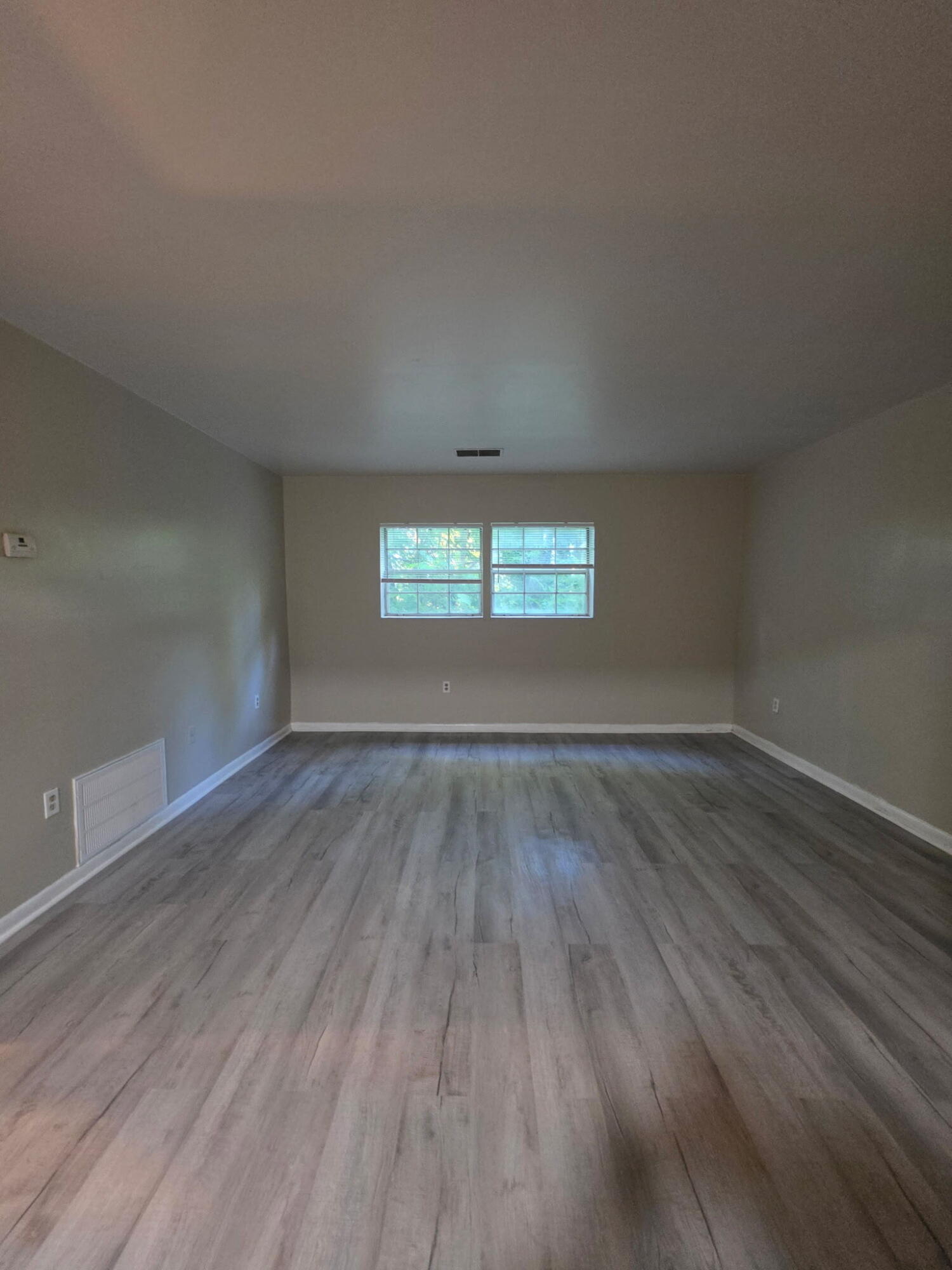 734 Townside Road Southwest, Unit 12 Roanoke, VA 24014 - Photo 4 of 13 8302