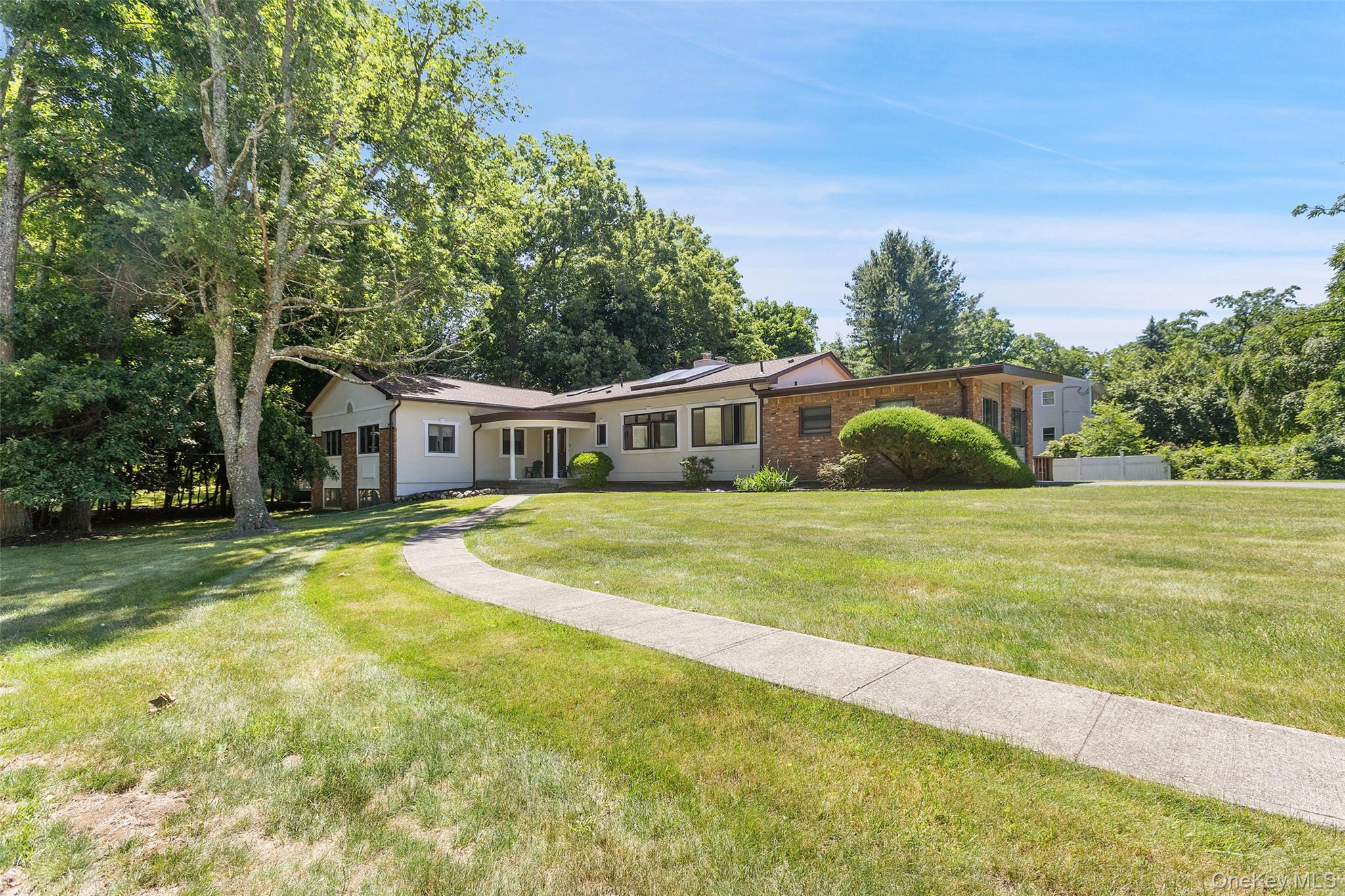 2 Ruth Court Monsey, NY 10952 - Photo 1 of 41