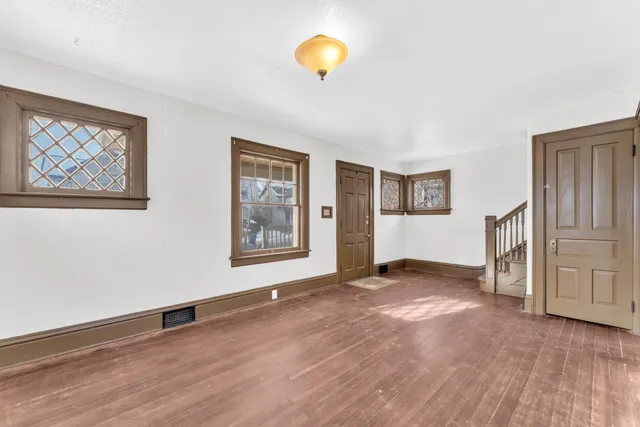 $135,000 | 945 Villa Street, Racine, WI 53403