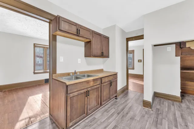 $135,000 | 945 Villa Street, Racine, WI 53403