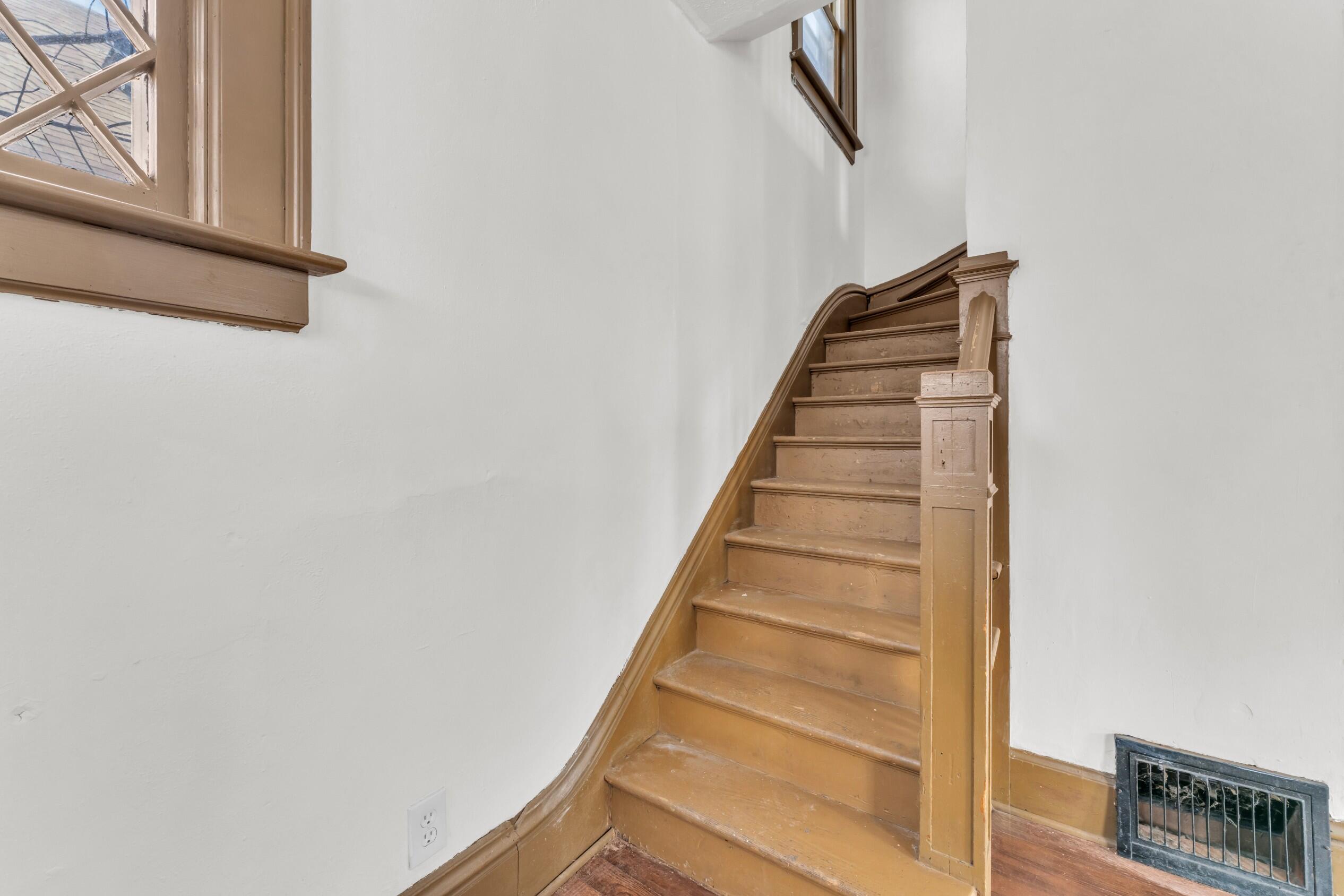 945 Villa Street Racine, WI 53403 - Photo 26 of 50 Photo (17)