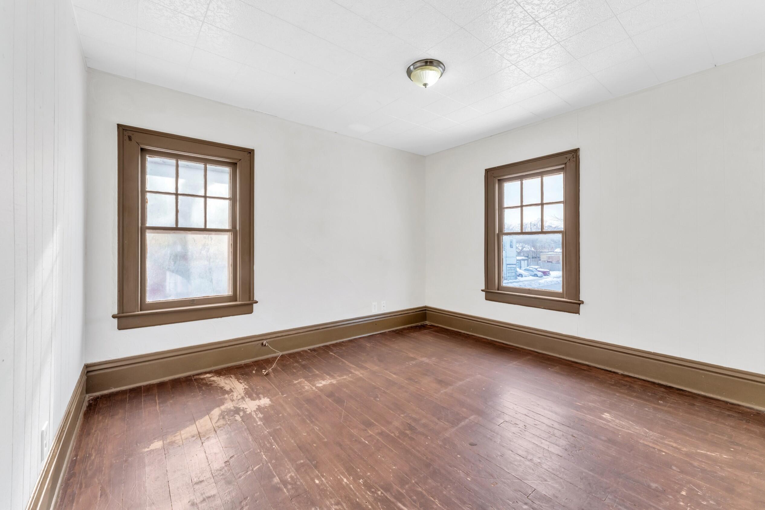 945 Villa Street Racine, WI 53403 - Photo 30 of 50 Photo (22)