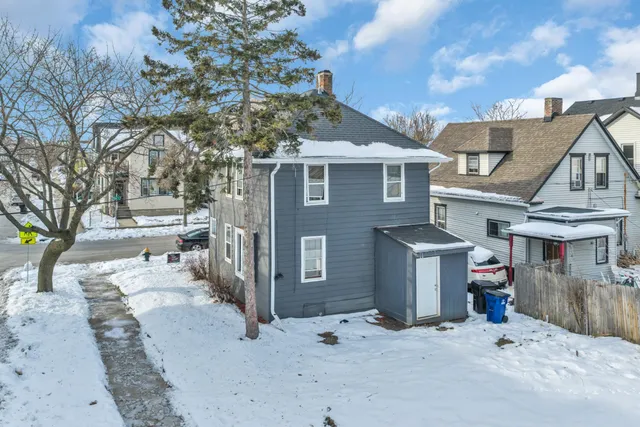 $135,000 | 945 Villa Street, Racine, WI 53403