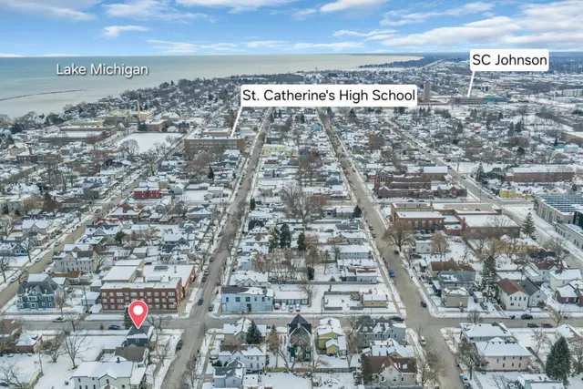 $135,000 | 945 Villa Street, Racine, WI 53403