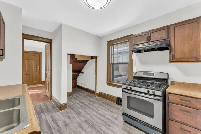 $135,000 | 945 Villa Street, Racine, WI 53403