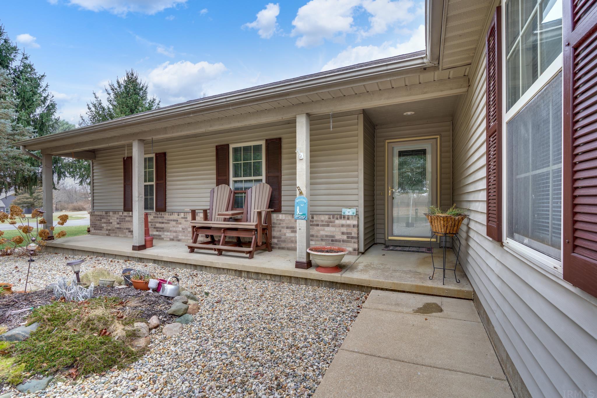1370 North Deer Meadows Road Delphi, IN 46923 - Photo 3 of 30 Gallery Image 3