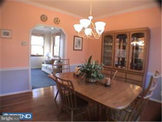 942 Herman Road Horsham, PA 19044 - Photo 4 of 12 Dining Room