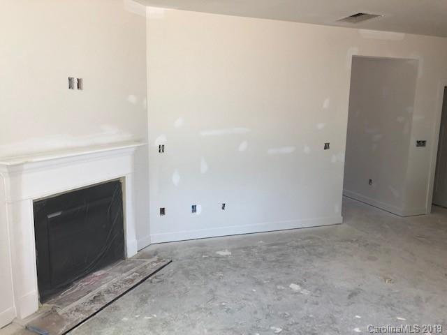 13226 Caite Ridge Road, Unit 191 Davidson, NC 28036 - Photo 5 of 17 Gallery Image 5