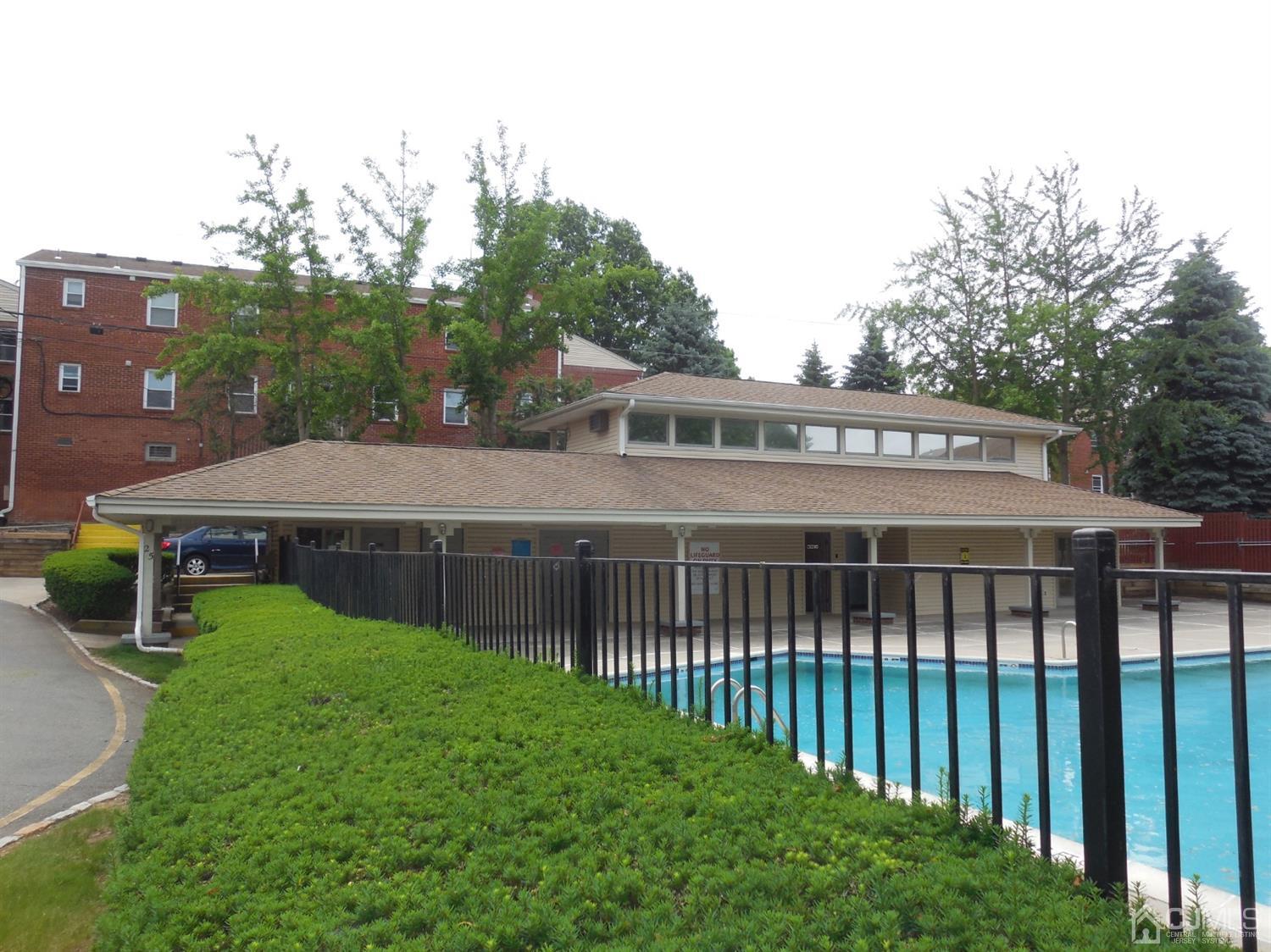 50 Fox Road, Unit 1A Edison, NJ 08817 - Photo 2 of 3 a view of a house with backyard and porch