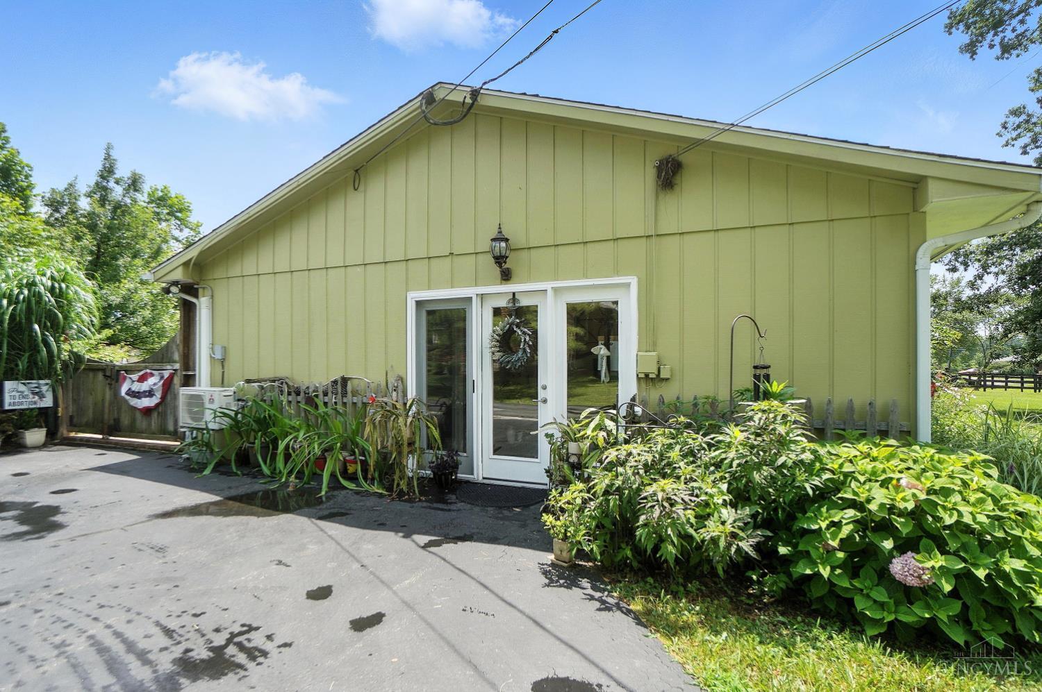 1730 Shaker Road Franklin, OH 45005 - Photo 5 of 85 Gallery Image 5