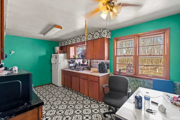 $200,000 | 10501 South 875 East, Walkerton, IN 46574