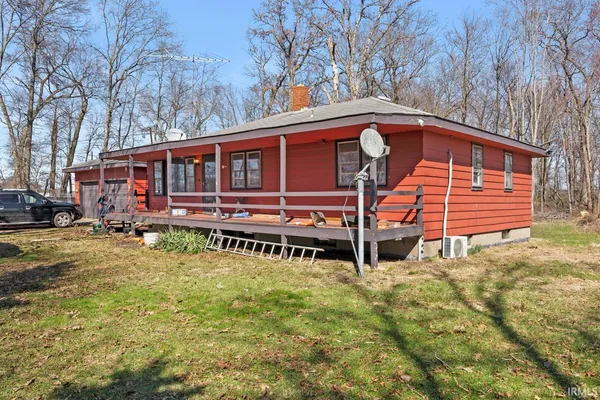 $200,000 | 10501 South 875 East, Walkerton, IN 46574