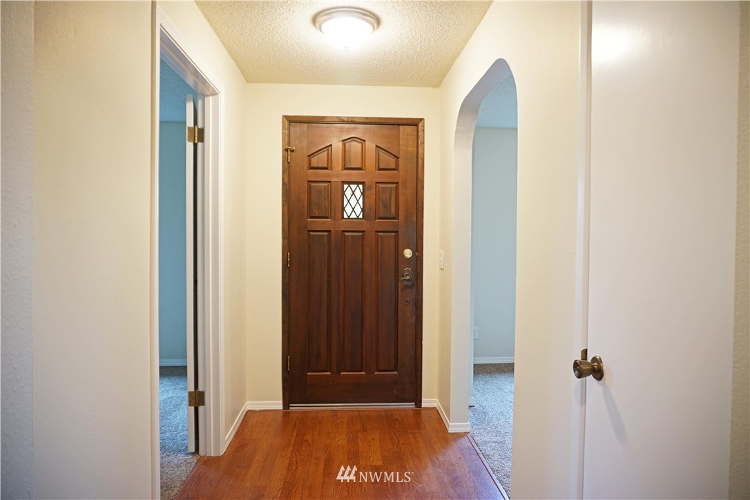 6209 Ruddell Road Southeast Lacey, WA 98513 - Photo 3 of 14 Gallery Image 3