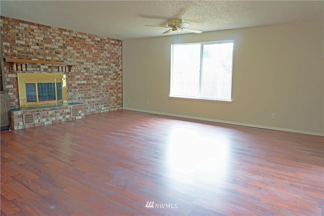 6209 Ruddell Road Southeast Lacey, WA 98513 - Photo 5 of 14 Gallery Image 5