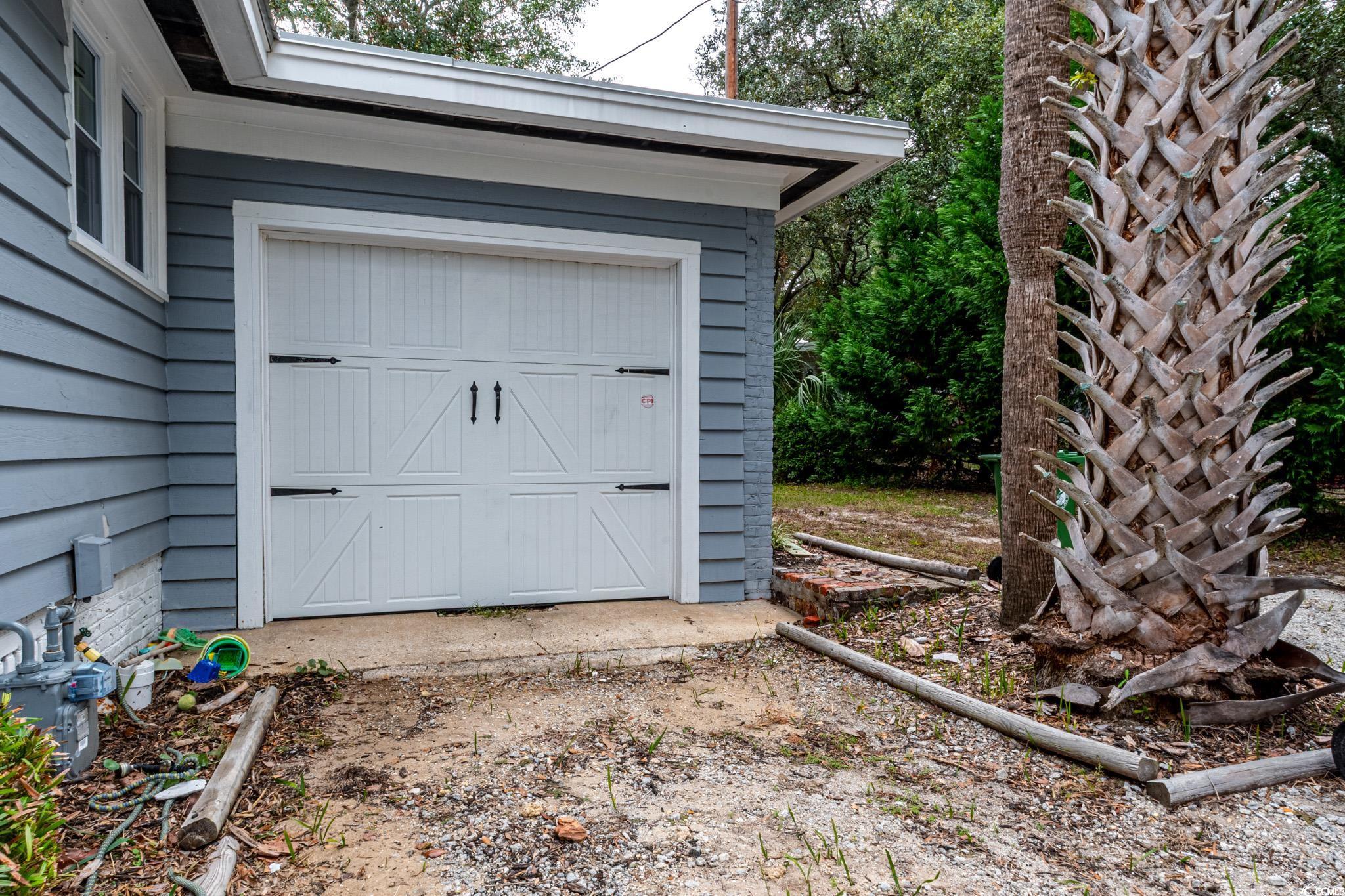 5307 North Ocean Boulevard Myrtle Beach, SC 29577 - Photo 35 of 39 View of garage