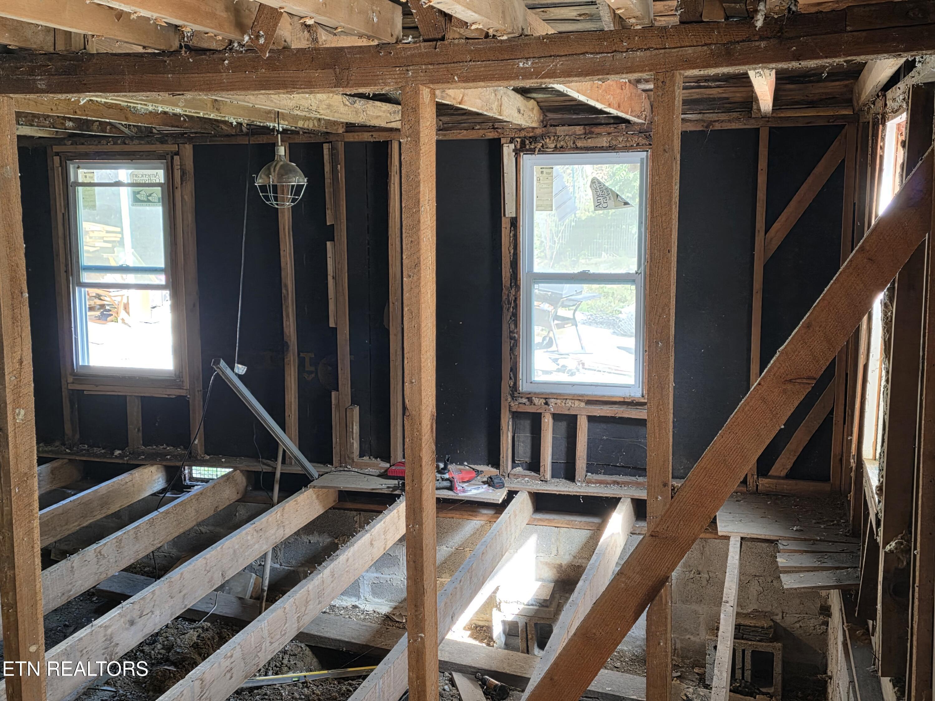 2534 Muddy Hollow Road Dandridge, TN 37725 - Photo 13 of 39 b (9)