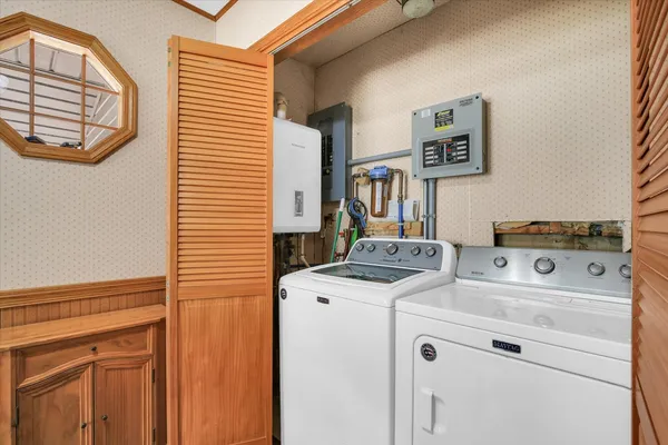 $167,500 | 1 South Bolin Drive, Hammond, IL 61929