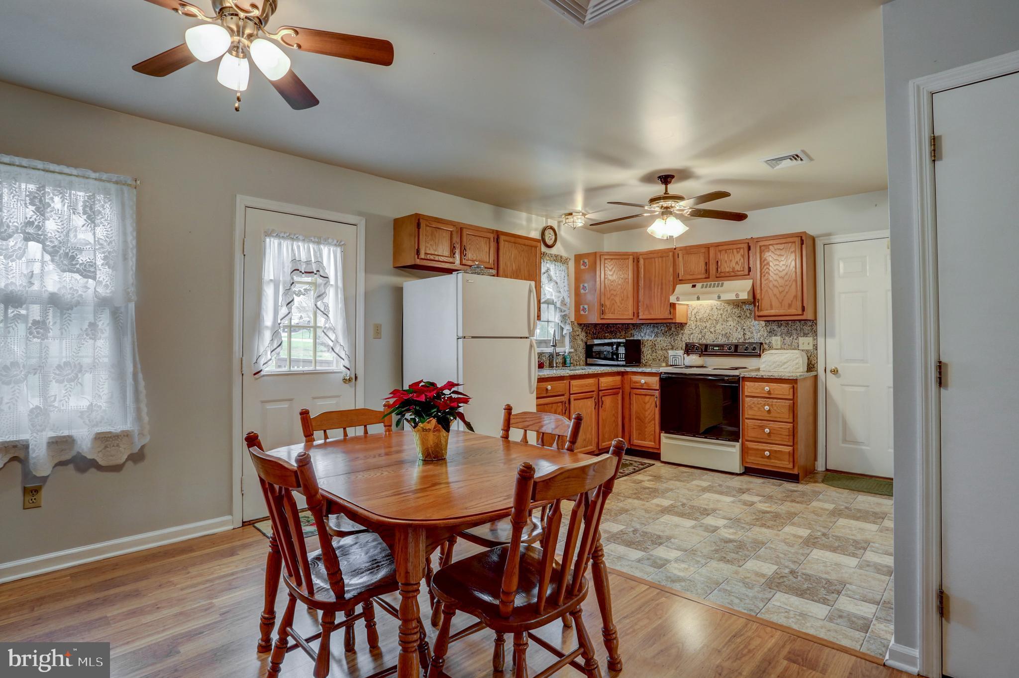 421 Groffdale Road Quarryville, PA 17566 - Photo 9 of 27 Dining Room