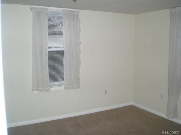 91 Muir Road Grosse Pointe, MI 48236 - Photo 22 of 22 Unit 2 Bedroom 2