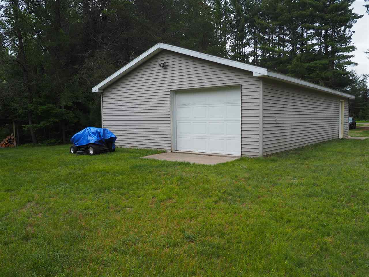 12195 Coster Road Southwest Fife Lake, MI 49633 - Photo 25 of 29 1869181-24.JPG