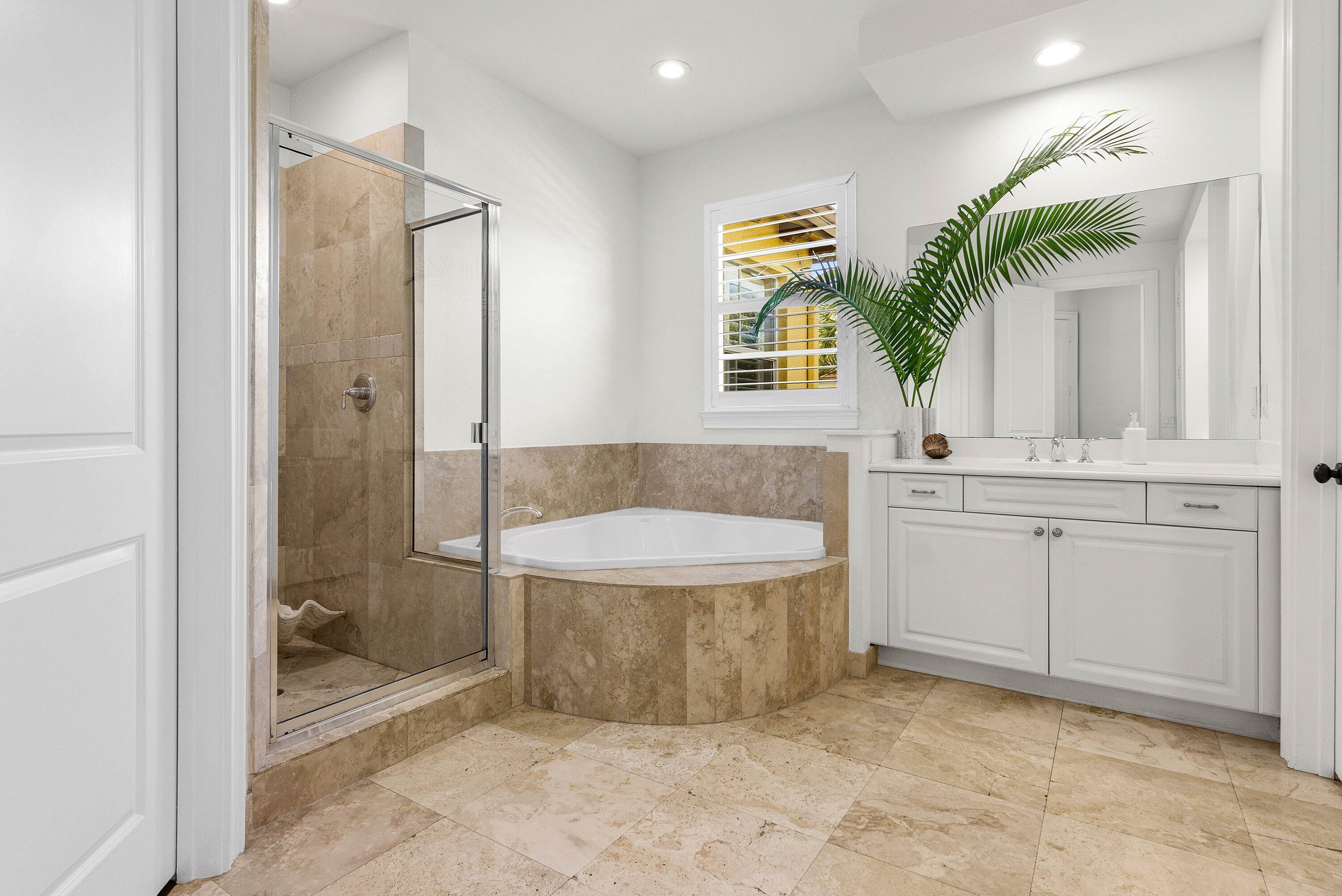 100 Via Floresta Drive Boca Raton, FL 33487 - Photo 26 of 36 033-100ViaFlorestaDrive-BocaRaton-FL-334