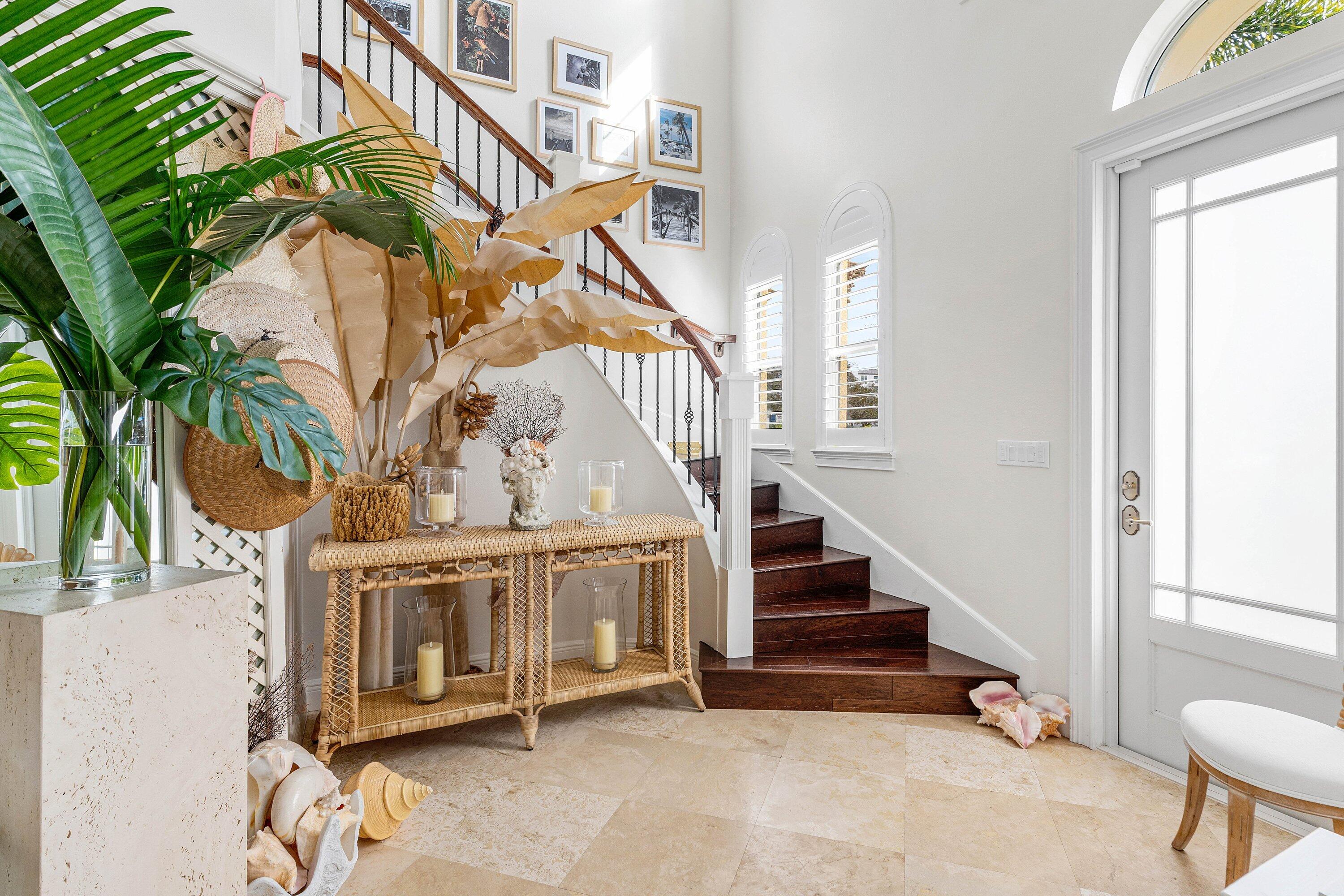 100 Via Floresta Drive Boca Raton, FL 33487 - Photo 7 of 36 010-100ViaFlorestaDrive-BocaRaton-FL-334