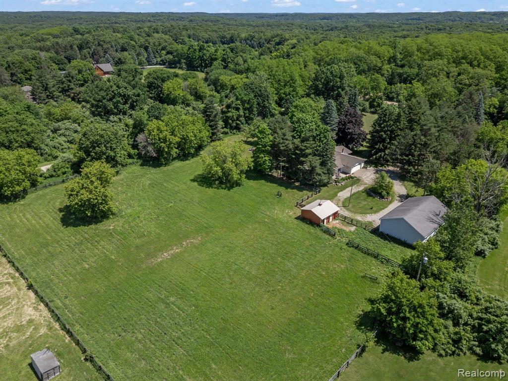 5610 Metamora Road Metamora, MI 48455 - Photo 2 of 46 Gallery Image 2