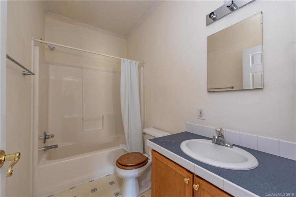 1557 Ernest Road York, SC 29745 - Photo 11 of 31 Gallery Image 11
