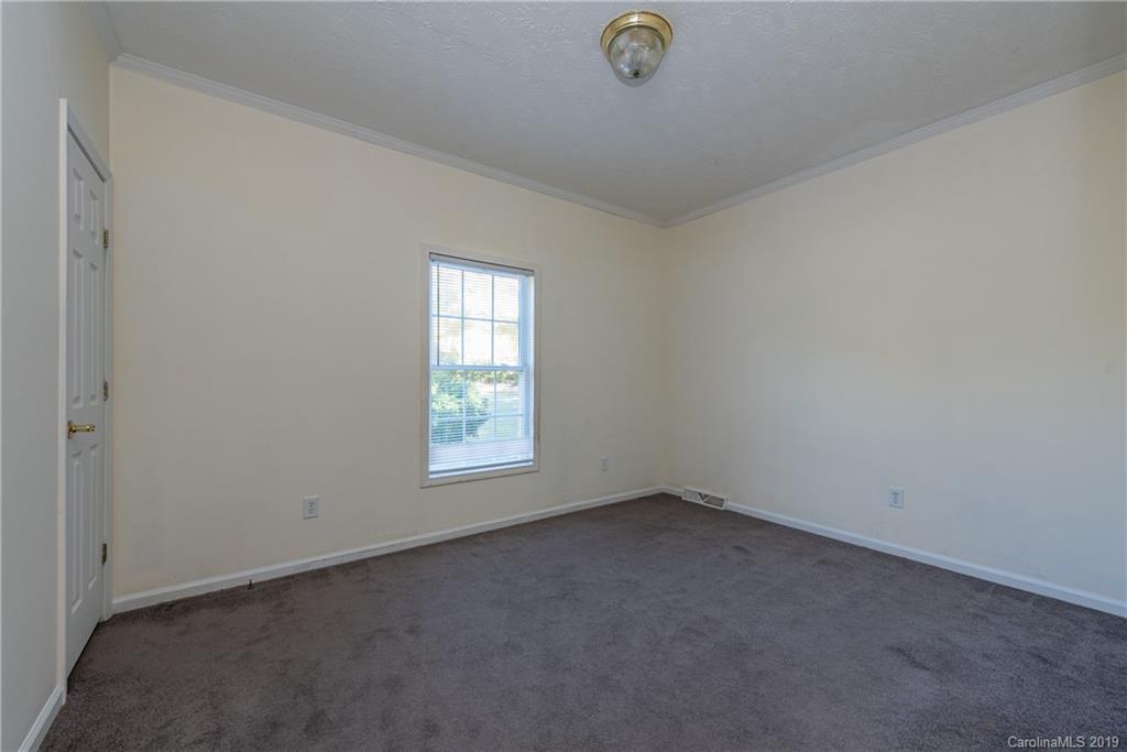 1557 Ernest Road York, SC 29745 - Photo 12 of 31 Gallery Image 12