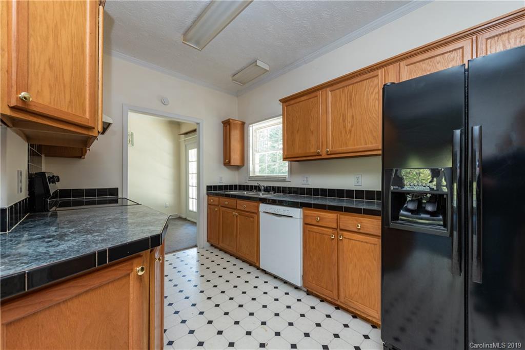 1557 Ernest Road York, SC 29745 - Photo 19 of 31 Gallery Image 19