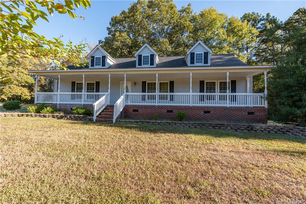 1557 Ernest Road York, SC 29745 - Photo 6 of 31 Gallery Image 6