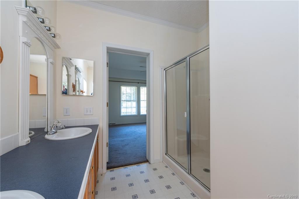 1557 Ernest Road York, SC 29745 - Photo 10 of 31 Gallery Image 10