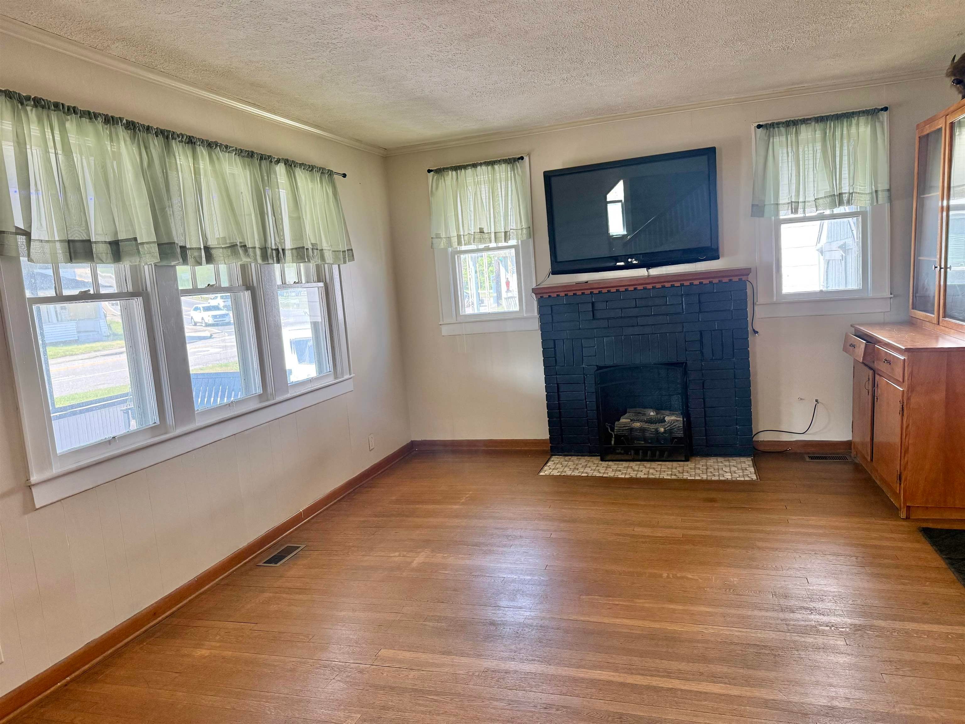 4326 Piedmont Road Huntington, WV 25704 - Photo 6 of 24 Gallery Image 6