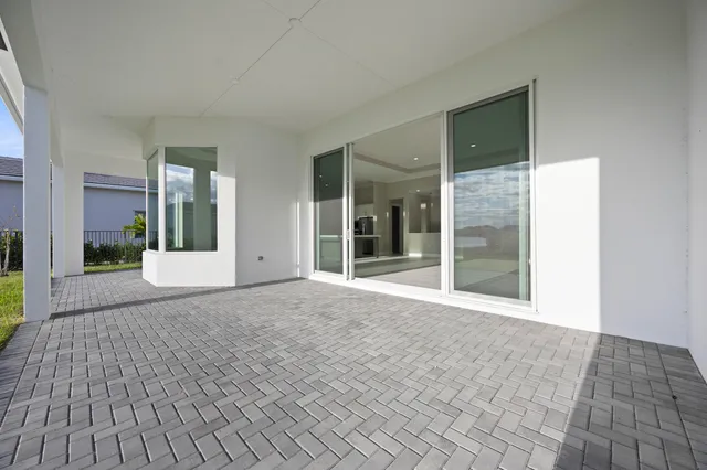 $6,000 | 5741 Beechnut Drive, Westlake, FL 33470